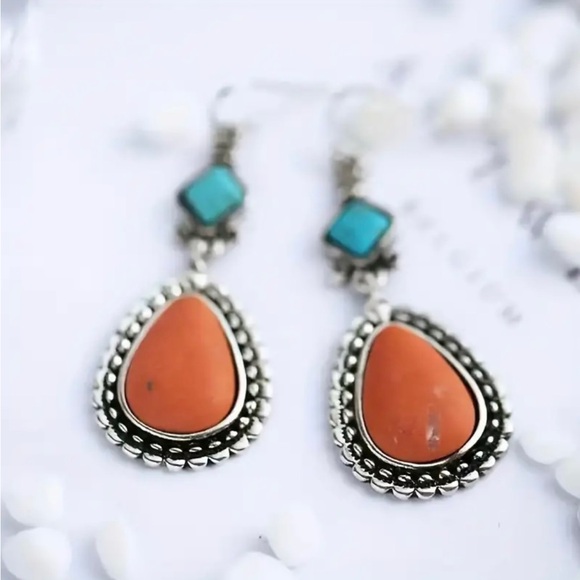 Vintage Waterdrop Shaped Orange and Turquoise Stone Dangle Earrings - Picture 3 of 5
